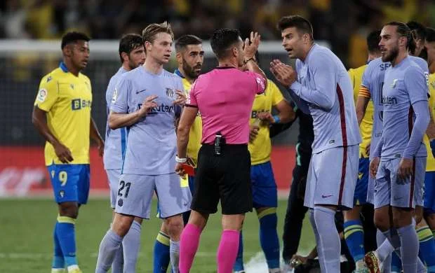 İspaniya La Liqası: "Real Madrid"dən darmadağın, "Barselona" yenə xal itirdi 