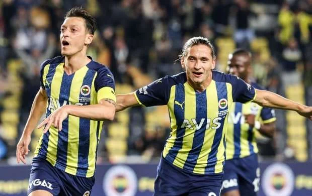 Özil "Fənərbağça"da növbəti qolunu vurdu - VİDEO 