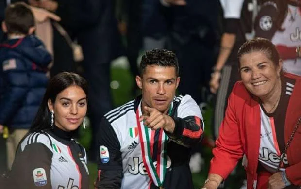 Ronaldu futbolçu olmasaydı, nə olardı? - Anası açıqladı 
