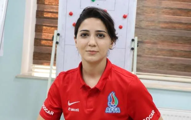 Süsən Mənsimzadə: "Əvvəllər futbol oynayan qızlara Aydan gəlmiş adam kimi baxırdılar" 