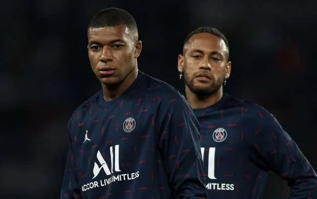 Poçettino Neymarla Mbappe arasındakı münaqişədən danışdı 