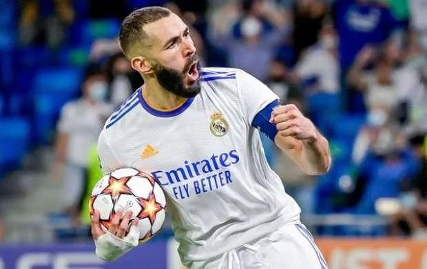 Benzema ÇL-də ilkə imza atdı 