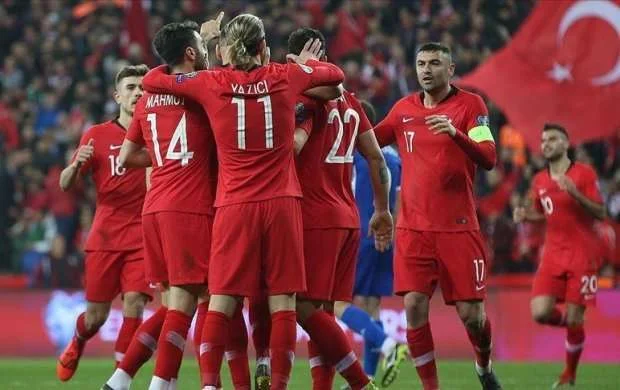 Ştefan Kuntzdan sürpriz siftə - Türkiyənin heyəti açıqlandı 