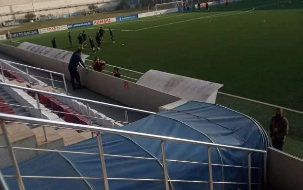 Rəhman "partladı", İsayevlə Santos kəllə-kəlləyə gəldi - OYUNDANKƏNAR 