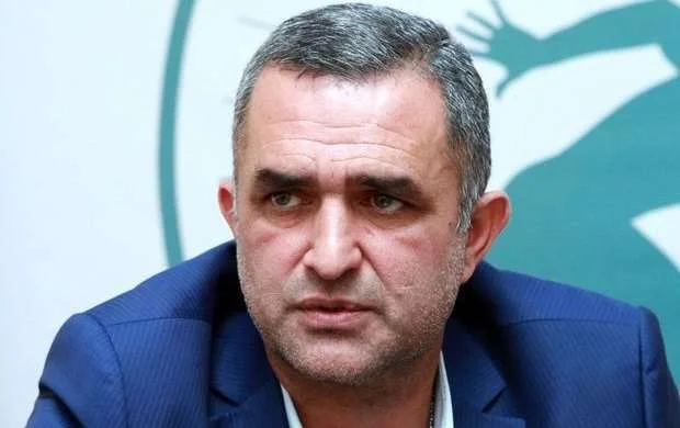 Tərlan Əhmədov De Byaziyə xəbərdarlıq etdi: "... gücü bölüşdürmək lazım deyil" 