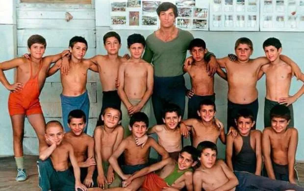 Olimpiya mükafatçısı: "Dedim, birinci müəllimim Əliyar Əliyevdir, hirsindən kağızı cırdı" 