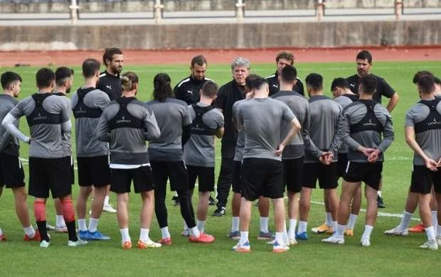 "Manisa"ya azərbaycanlı futbolçu gətirəcəyəm" - Naci Şensoy 