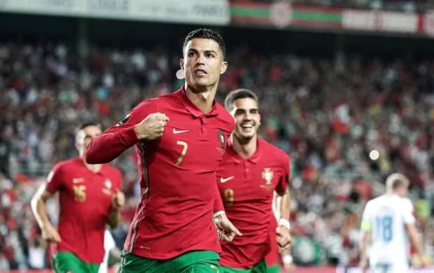 Ronaldu Lüksemburqla oyunda rekord müəyyənləşdirdi 