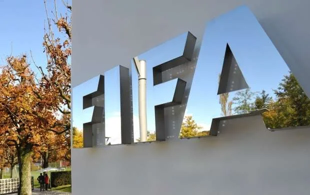 FIFA futbol assosiasiyasını cəzalandırdı: Homofob... 