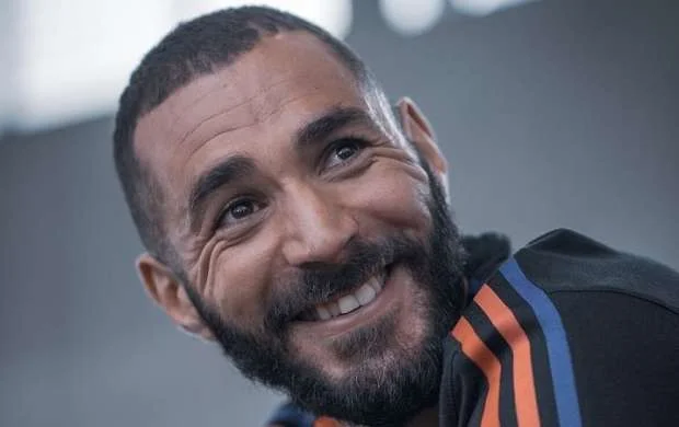 "Real Madrid" Benzemanın könlünü aldı 