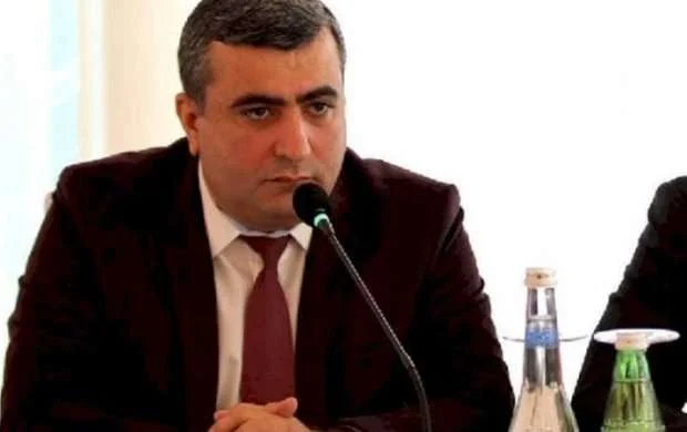 Koronavirusdan vəfat edən Elnur Əşrəfoğlu kim idi? - DOSYE 