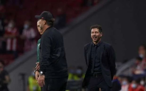 Simeone Kloppun əlini niyə sıxmadı? - Səbəbini özü açıqladı 