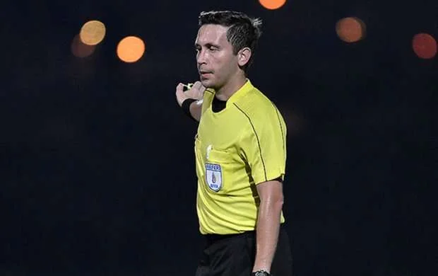 “Jurnalistlərlə tənqidlərə görə yaxın olmuşuq” - Sabiq FIFA referisi ilə nostalji müsahibə 