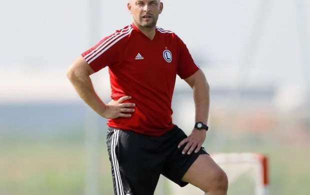Mahir Emrelinin yeni baş məşqçisi bilindi 