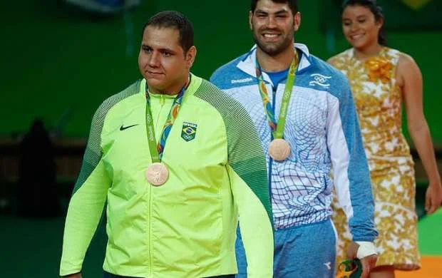 16 braziliyalı Bakıya gələcək 