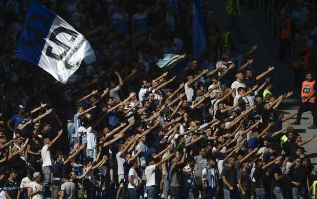 Fransa hökuməti "Latsio" fanatlarına qadağa qoydu 