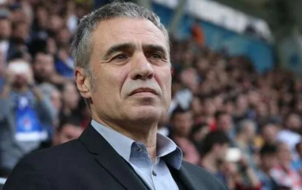 Ersun Yanal Azərbaycan millisində?  