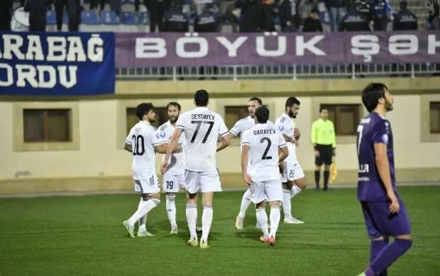 UEFA "Qarabağ"ın forvardını fərqləndirdi 