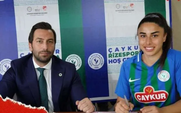 Millimizin futbolçuları türk klubu ilə müqavilə imzaladılar 