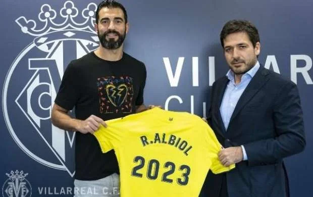 36 yaşlı Albiolla müqavilə yeniləndi 