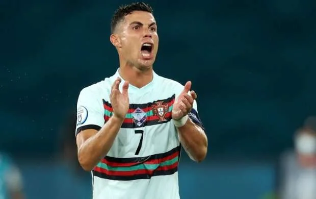 Ronaldu Serbiya ilə matçdan öncə nə yazdı? 