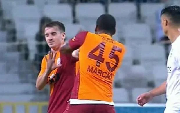 "Qalatasaray"ın ulduzu komanda yoldaşından üzr istədi: "Günahkaram" 