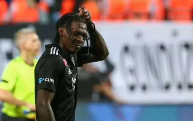 "Beşiktaş"da etiraz: Futbolçu məşqə çıxmaqdan imtina etdi 