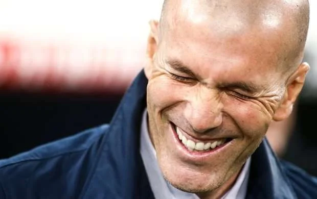 Zidan "Mançester Yunayted"lə bağlı yekun qərarını verdi 