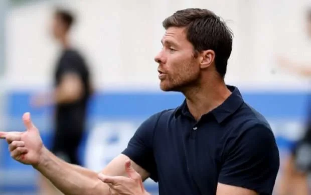 "Top klubda işləməyə tələsmirəm" - Xabi Alonso 