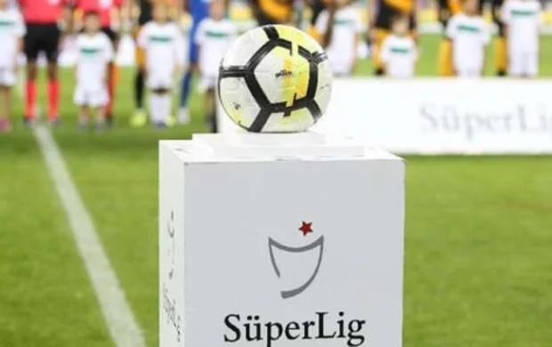Super Liqa: "Trabzonspor" darmadağına sevindi 