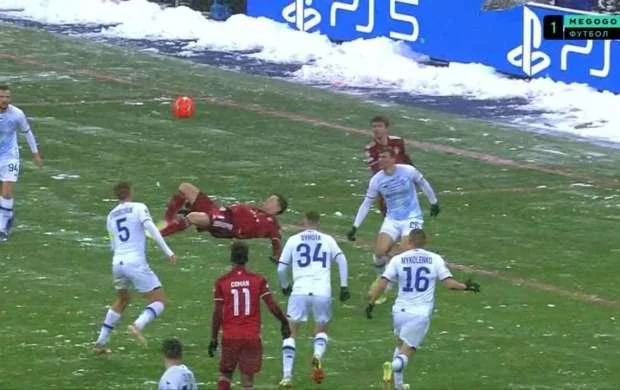 ÇL: Levandovski şəxsi rekordunu yenilədi 