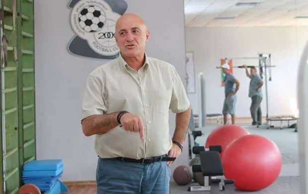 Klub prezidenti faciəvi şəkildə öldü 