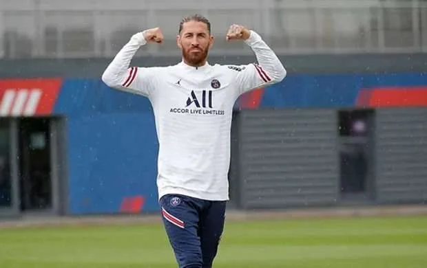 Ramos: "Elə hesab edirəm ki, peşəkar səviyyədə oynaya bilməyəcəyəm" 