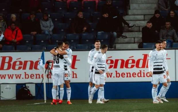 "Qarabağ"ın rəqibi səfərdən 3 xalla döndü 