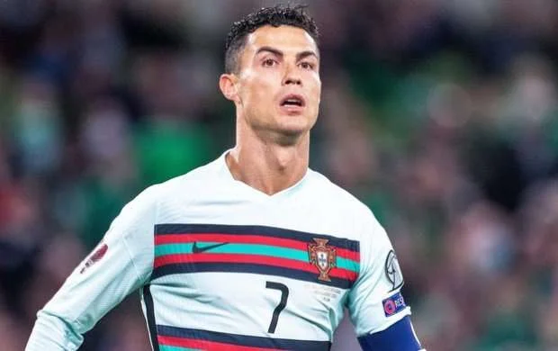 Ronaldu "üçlüy"ə düşə bilmədi - Kimə neçə xal verildi? 