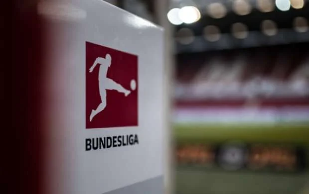 Bundesliqa: "Ayntraxt" öz meydanında coşdu 