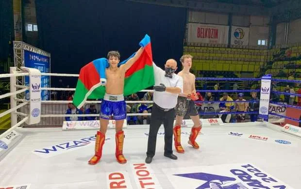 "Ağ canavar" çempion oldu 