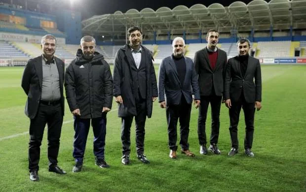 Nazir "Qarabağ"ı ziyarət etdi 