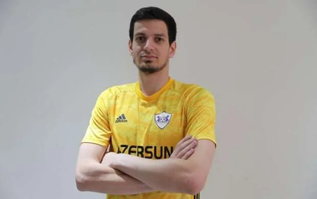Emil Balayev əməliyyat olundu 