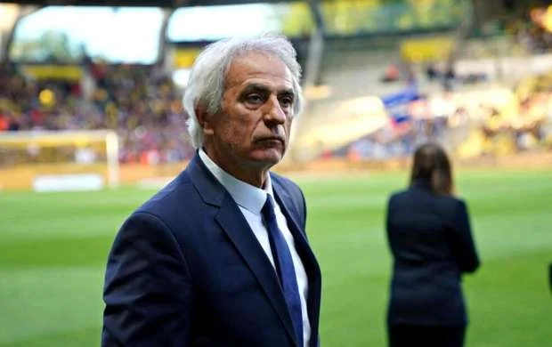 Millinin baş məşqçisi: "Avropa klubları futbolçuları təhdid edir" 