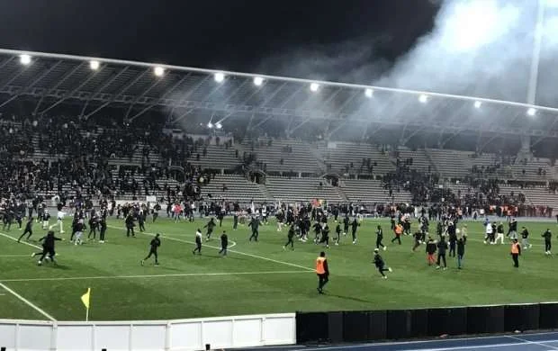 İki klub ölkə kubokundan kənarlaşdırıldı - Qərar 
