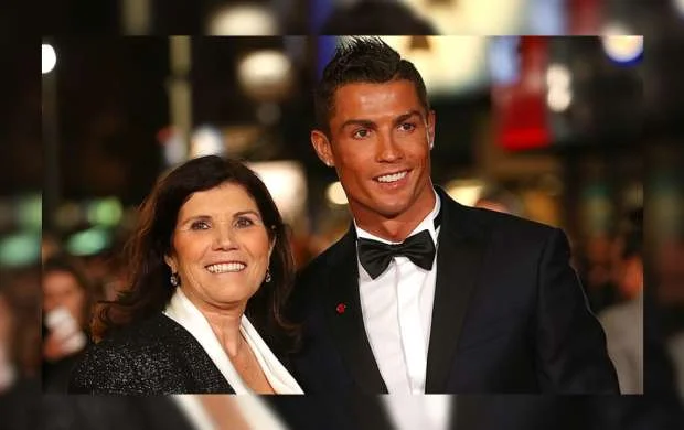 "Ronaldu məşqçi olmayacaq" - Anası açıqladı 