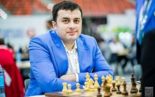 Qədir Hüseynov onlayn turnirin qalibi oldu 