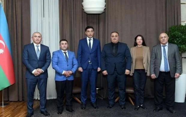 Fərid Qayıbov Azərbaycan Reqbi Federasiyasının rəhbərliyi ilə görüşdü 