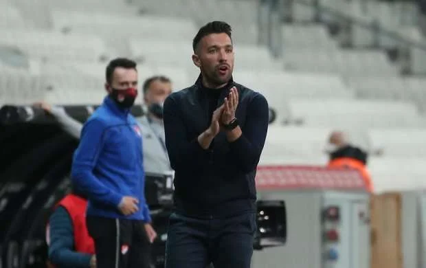 "Alanyaspor" Bülent Korkmazı italiyalı ilə əvəzlədi 