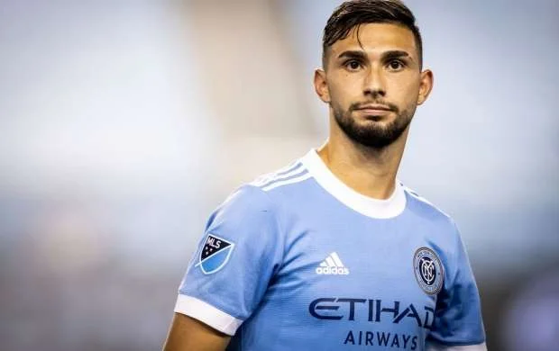 "Qarabağ"ın rəqibi argentinalı hücumçu ilə güclənir 