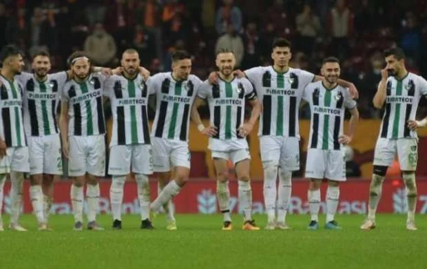 Türk klubunda yoluxma sayı 18-ə çatdı 
