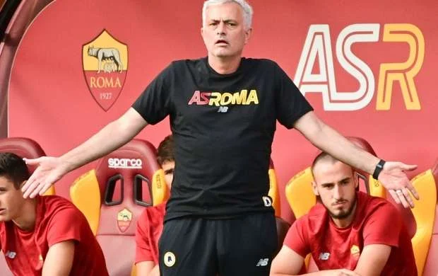 "Latsio" ilə "Milan"da işləmərəm" - Joze Mourinyu 
