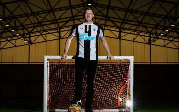"Nyukasl"dan yeni transfer 