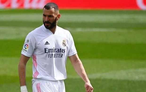 Kərim Benzema ötən ilin ən yaxşısı seçildi 